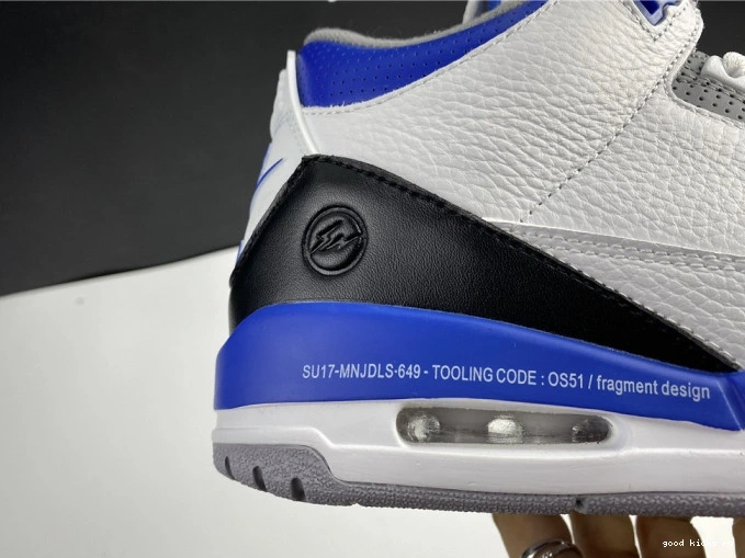 Blue Retro 3 Air White Jordan CT8532-040 0811